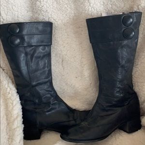 Bally boots. 8N. Made in France.